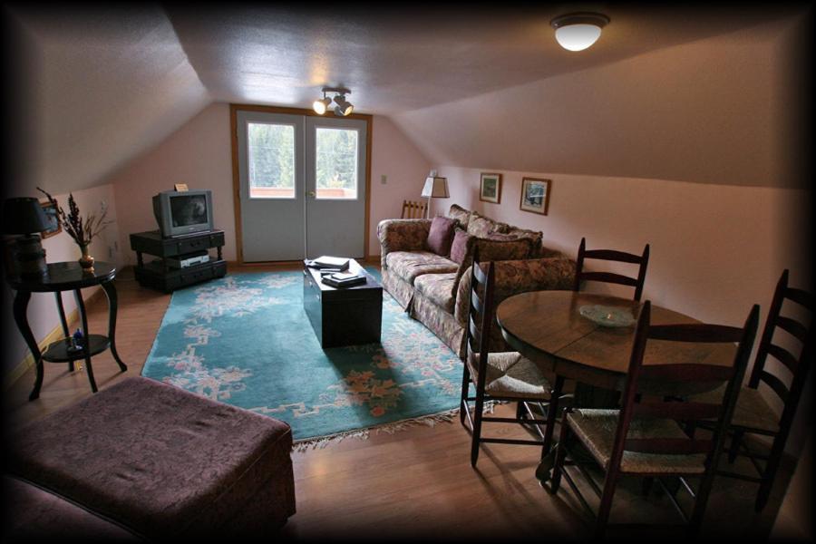 Alpine Motel Of Cooke City Exterior foto