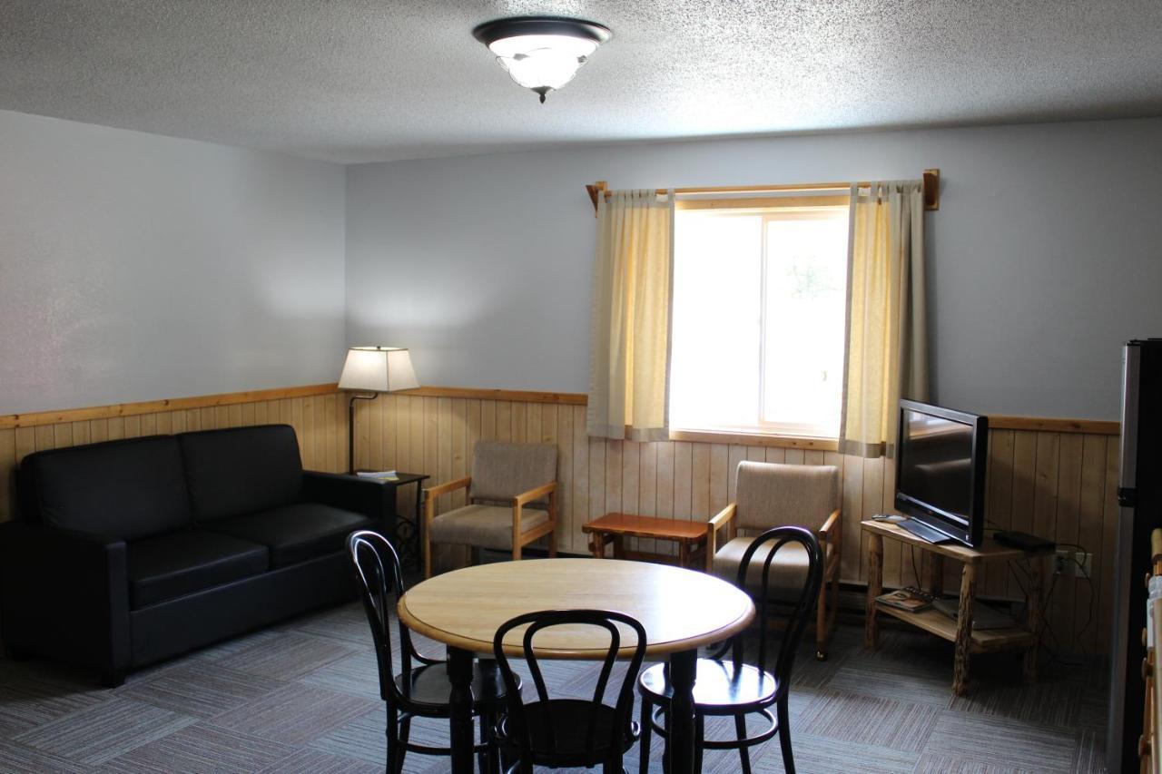 Alpine Motel Of Cooke City Exterior foto